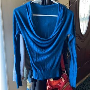 Express cowl neck sweater king sleeve size extra small